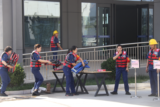 “以‘演’促防 以‘練’備戰(zhàn)”公司保稅區(qū)廠區(qū)開展2024年自然災(zāi)害（防臺風(fēng)、防汛）處置演練活動(dòng)658.png